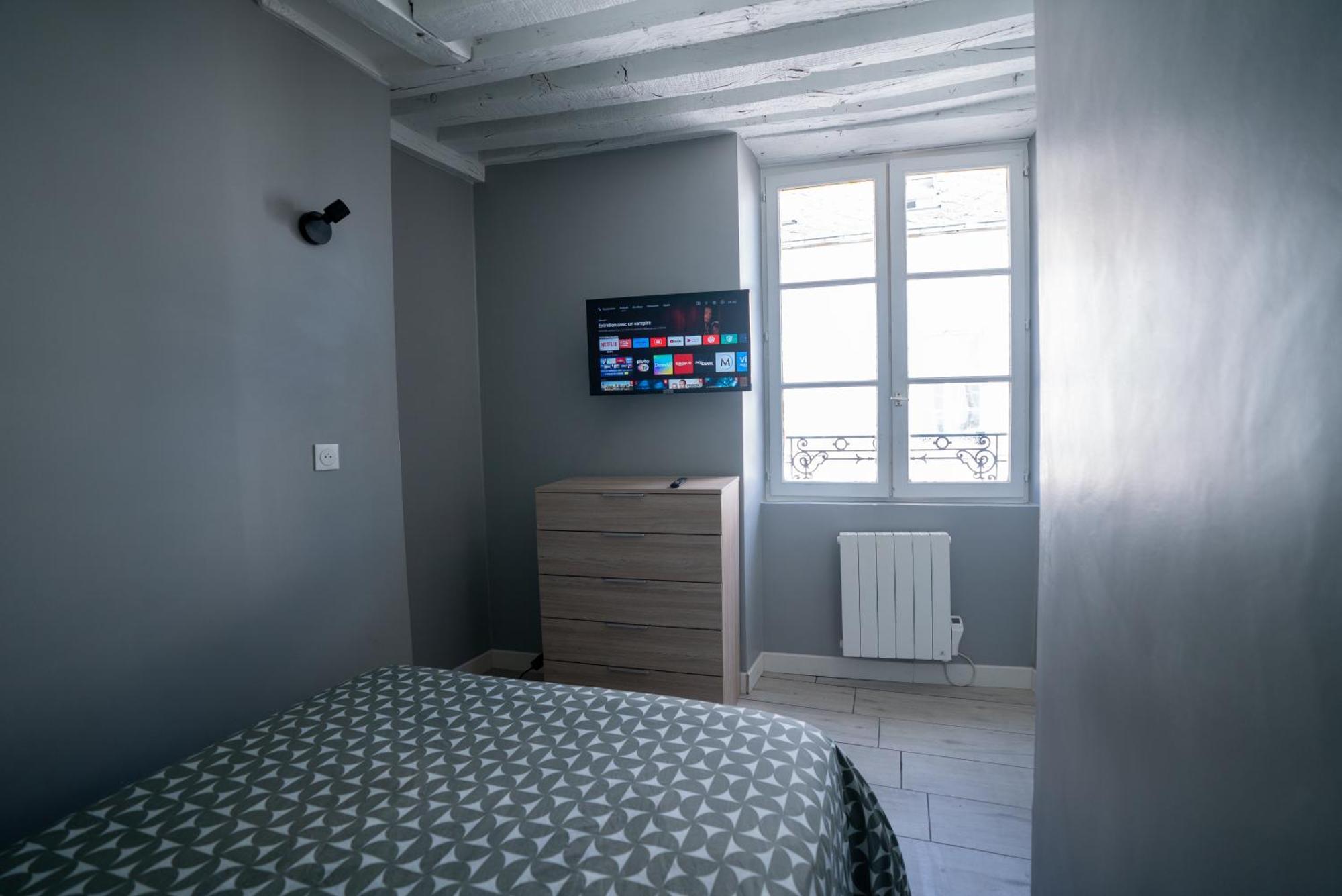 Celeste Appart - Grand Appartement Centre Ville - Refait A Neuf Orléans Esterno foto