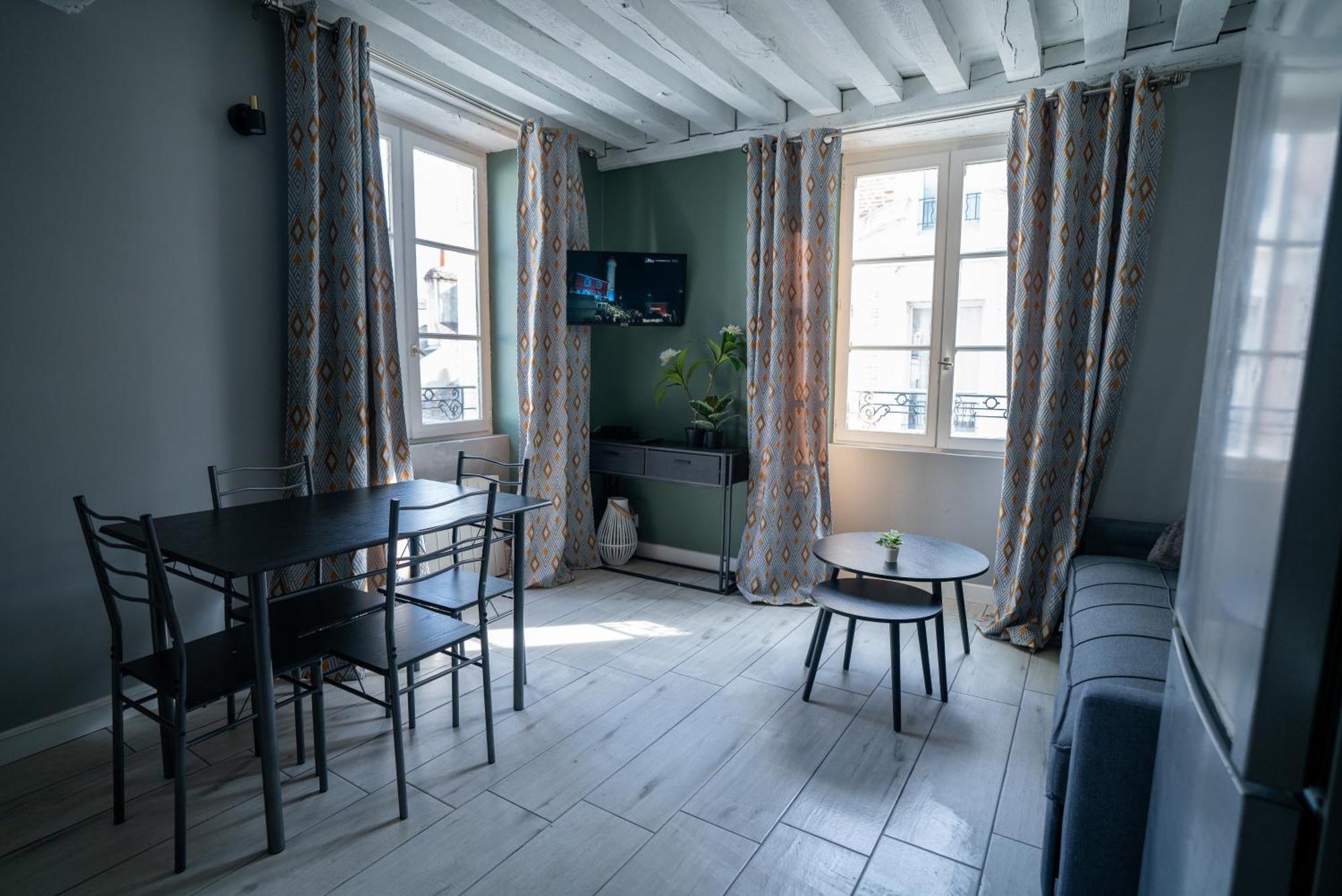 Celeste Appart - Grand Appartement Centre Ville - Refait A Neuf Orléans Esterno foto