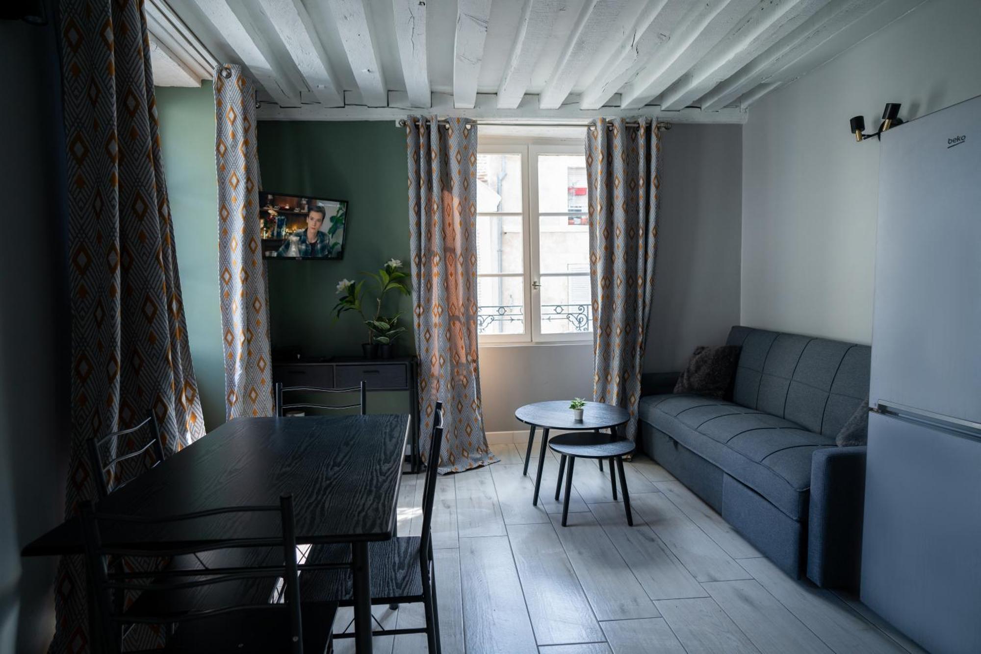 Celeste Appart - Grand Appartement Centre Ville - Refait A Neuf Orléans Esterno foto